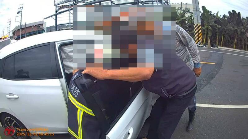 悲慟！母親開車自撞路邊電線桿 2歲女兒傷重不治