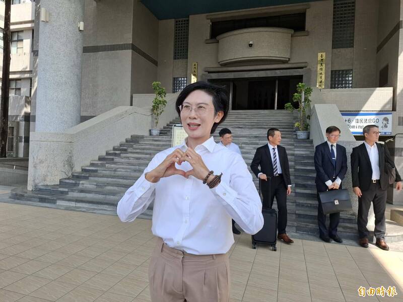 限制住居「衣服只能穿同一套」林岱樺求回家住法官准了