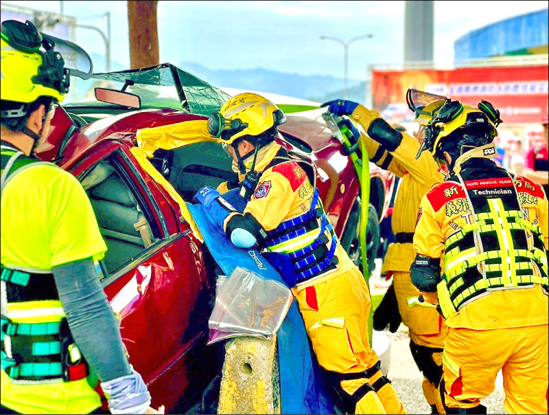 全國義消體技能交流 竹市奪冠軍