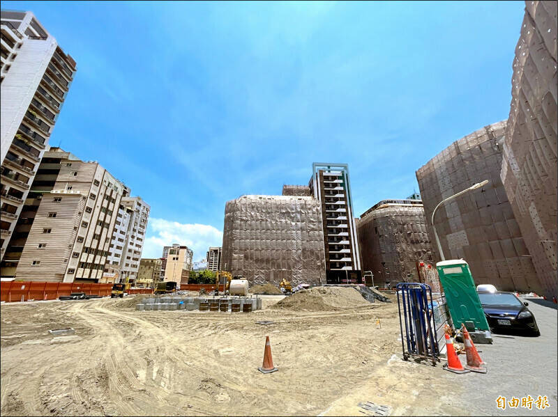 釀46人死亡高雄城中城 拆除過程差點鬧命案