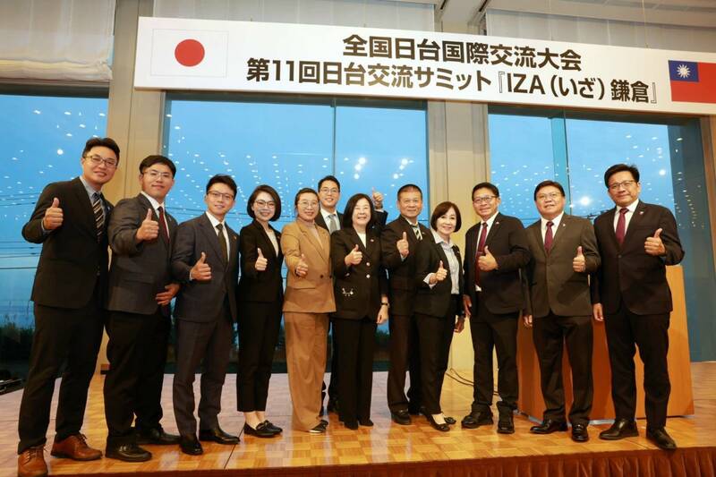 台南市議長邱莉莉率隊前往日本神奈川縣鎌倉市參加第11屆日台交流高峰會。（圖由台南市議會提供）