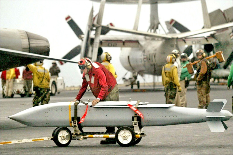 國防部：我訂購AGM-154C BLK3 比美軍現役還新