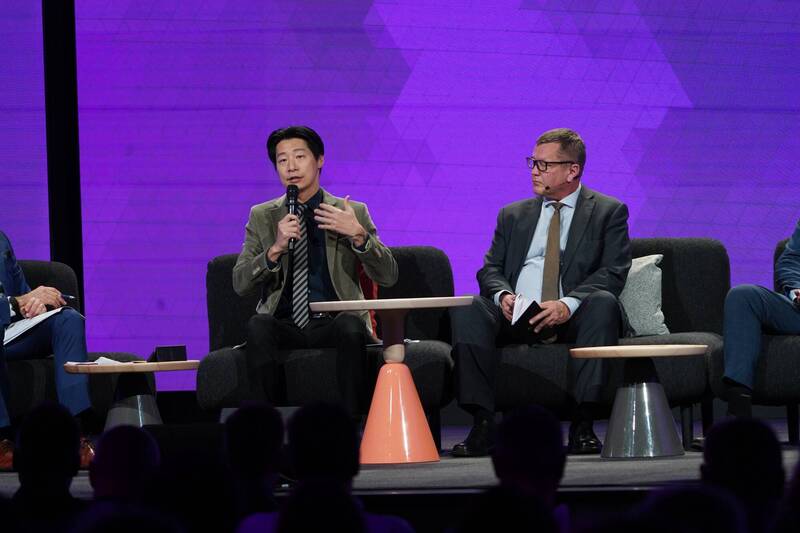 林昶佐首登「北歐網路安全論壇」  談台灣資安經驗