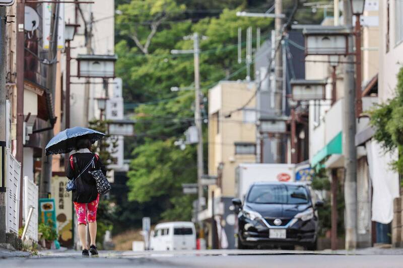 台女在京都街頭遭陌生男「用力打屁股」 曝日警態度消極