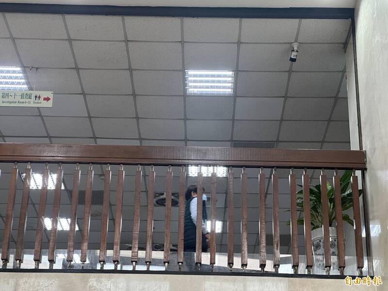 台北地检署今传唤前菱传媒社长陈申青作证。（记者吴升儒摄）