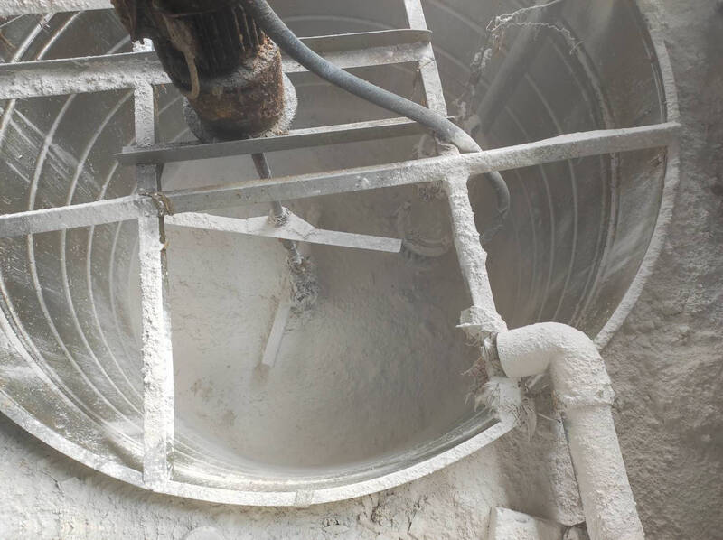 4月壞7月仍蒸煮？梧棲豬場廚餘機 疫爆後還見廚餘殘渣