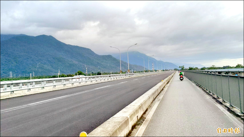 歷時5年 花蓮木瓜溪橋改建7日竣工