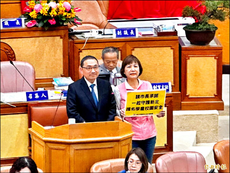 新北校園求救鈴 議員批設置偏遠