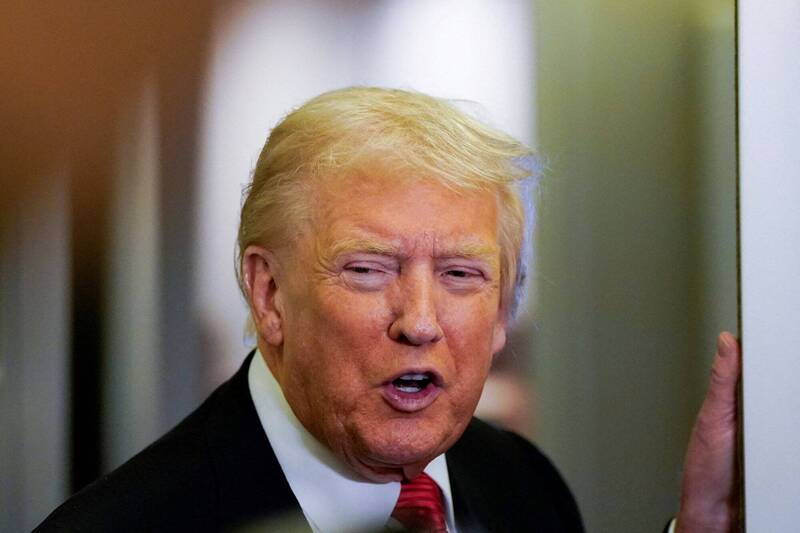 美国加州重划联邦众议员选区提案将通过，川普对此痛斥选举遭到操纵。（路透）