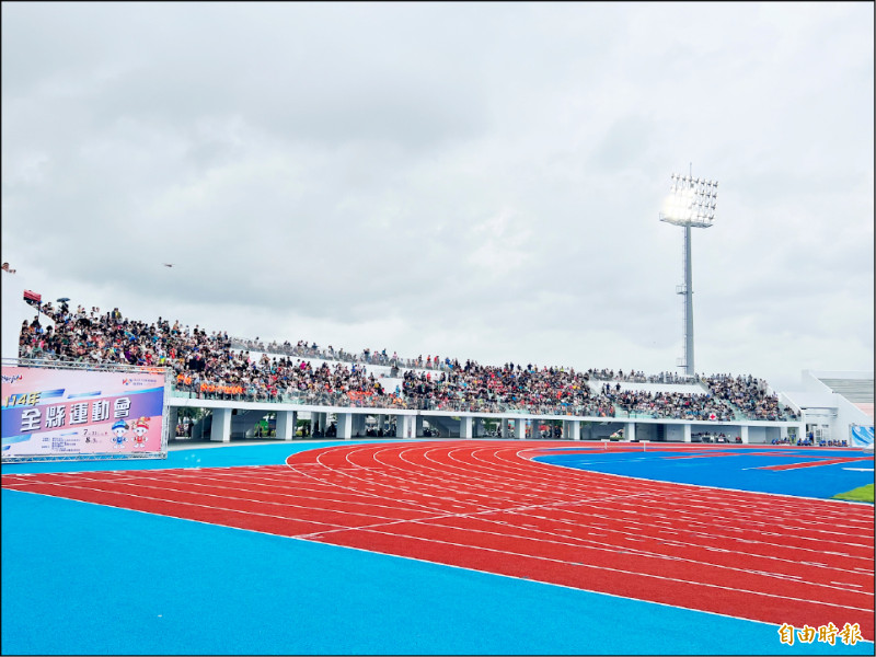 雲林縣立田徑場 年底前開放