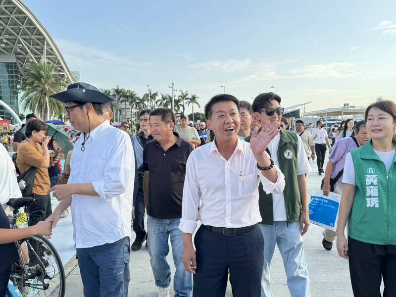 許智傑發表首支政策影片 打造高雄智慧港找回世界第三大港榮景