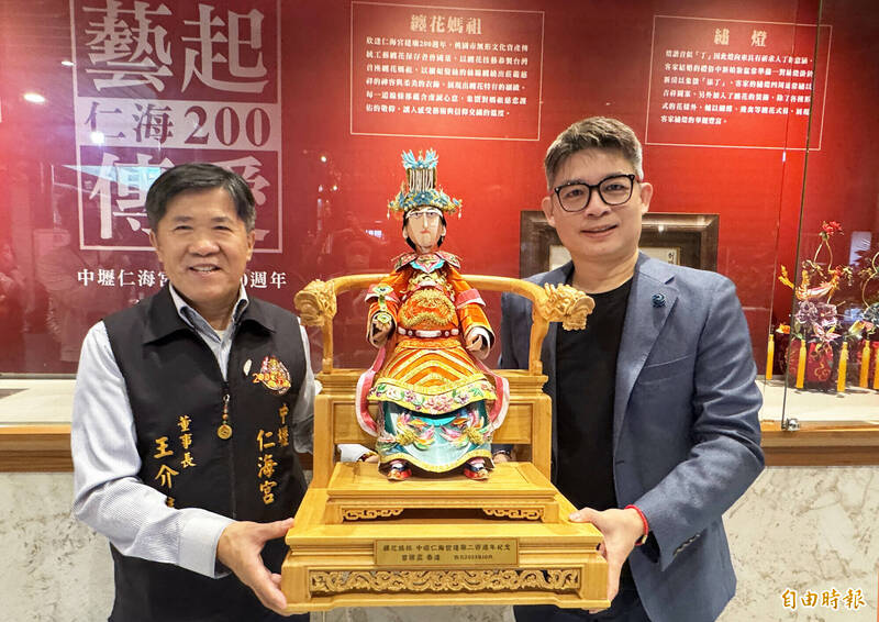 纏花媽祖首亮相!中壢仁海宮推「曾國棻傳統纏花藝術創作展」