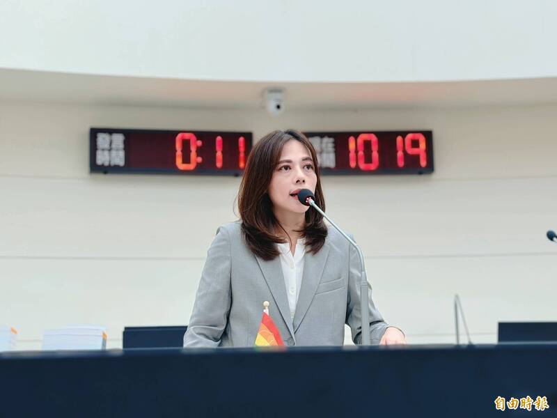 竹市公道五路3段車流量大700戶夜無法眠 議員鄭美娟籲加裝隔音牆