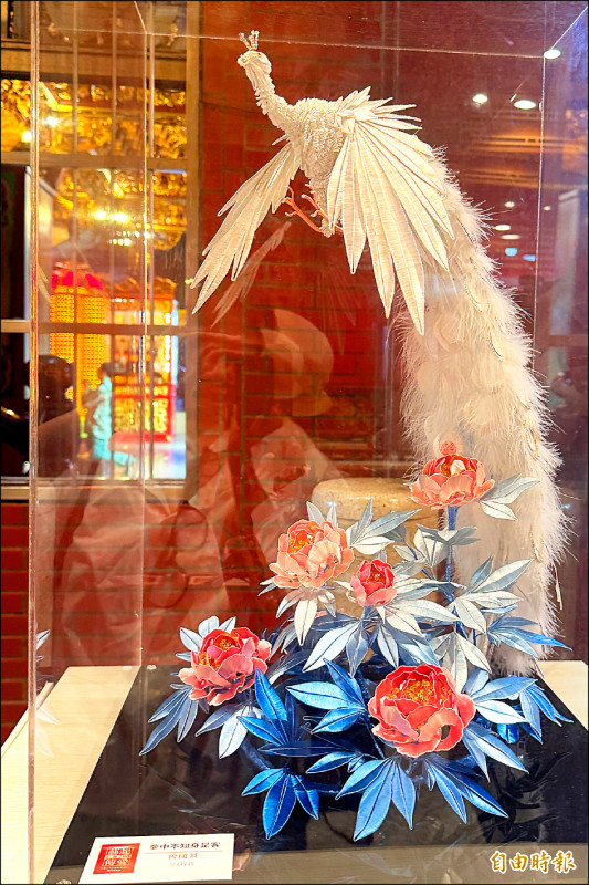 曾國棻纏花藝術作品 中壢仁海宮展出