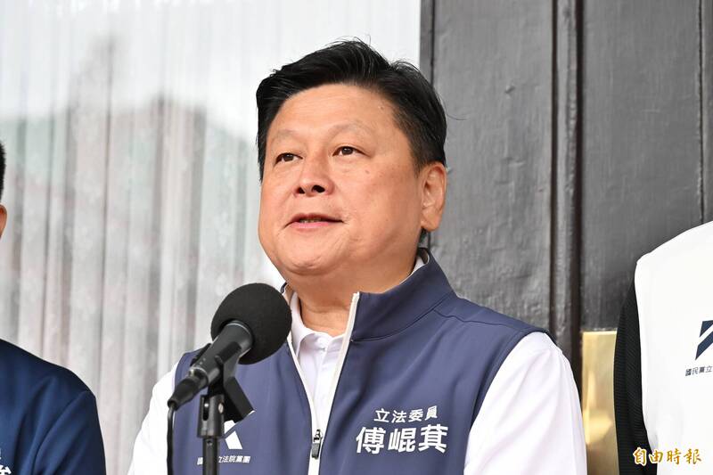 國民黨團刪總召「連選得連任一次」內規 網酸:國共一家親