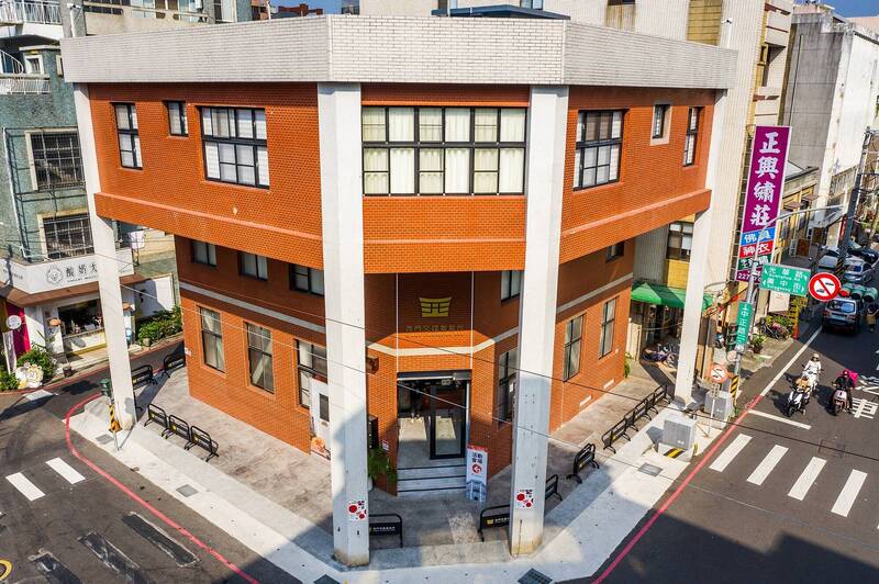 嘉市舊興中派出所變身 西門交誼創新所啟用