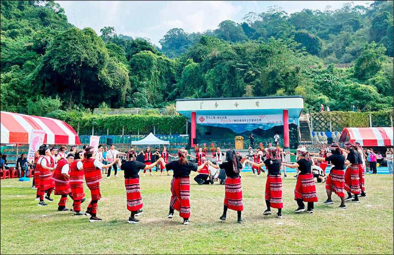 苗縣巴宰族人 「牽田」過新年挺正名
