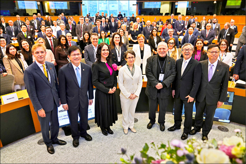 焦點評論》不甩中國 歐洲走自己的路