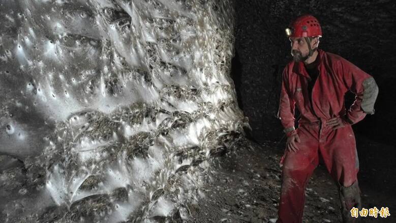 世界最大蜘蛛網現蹤！阿爾巴尼亞邊界洞穴藏11萬隻蜘蛛