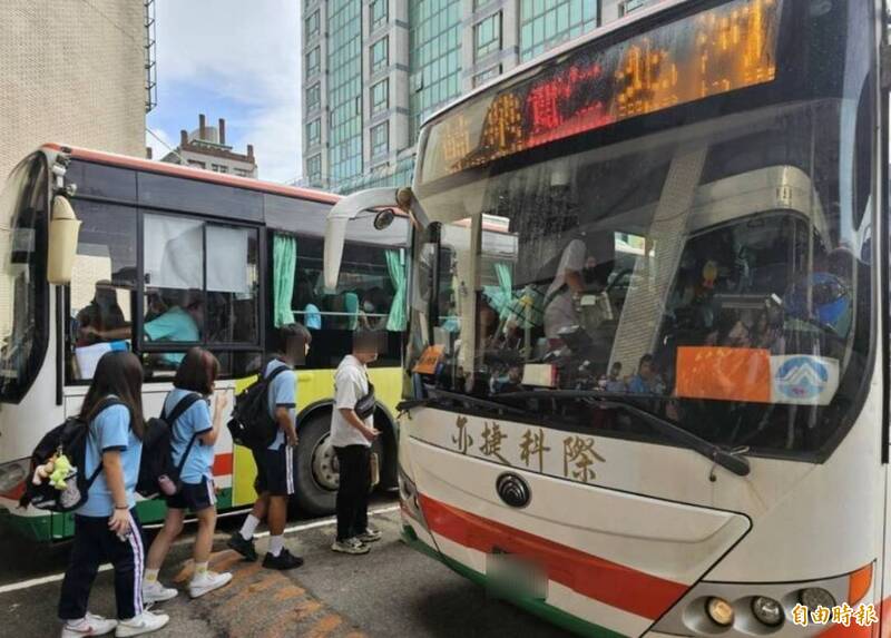 苗栗縣民注意！ 亦捷客運11月週六日3路線「大減班」