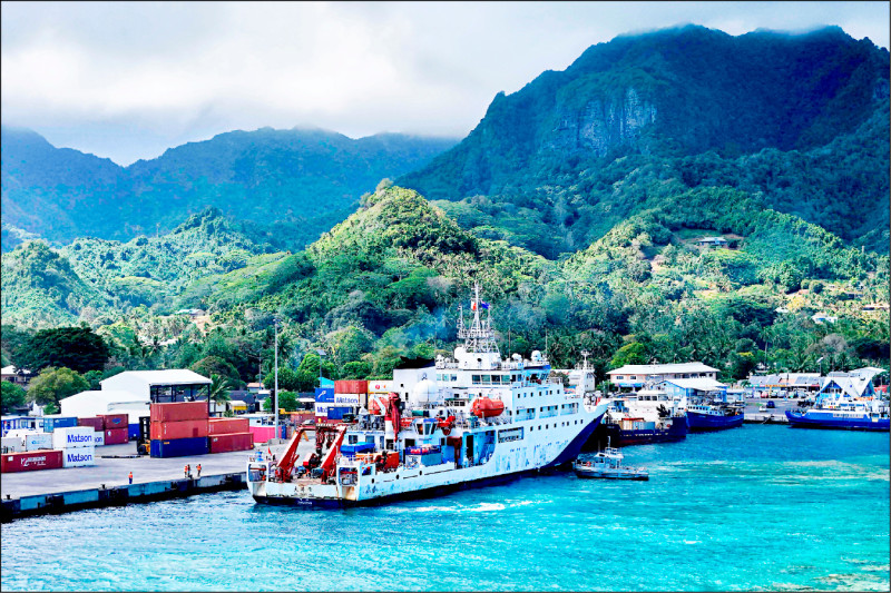 與美競逐南太礦藏 中國科研船停靠庫克群島