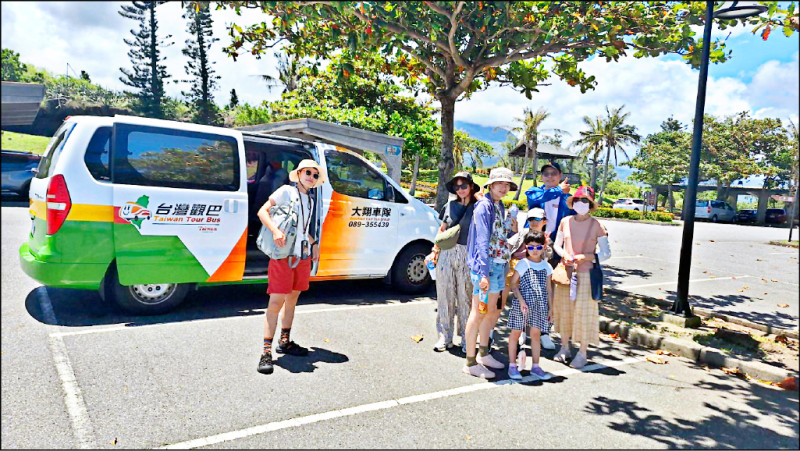 台灣觀巴 擬再推住宿方案