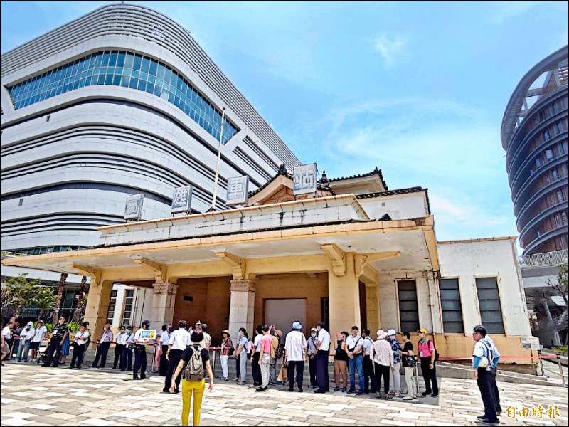 高雄帝冠車站 估1.6億修復後年完成