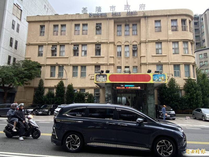 基隆市府都更後新大樓空間不夠 議員鄭文婷批賠了夫人又折兵