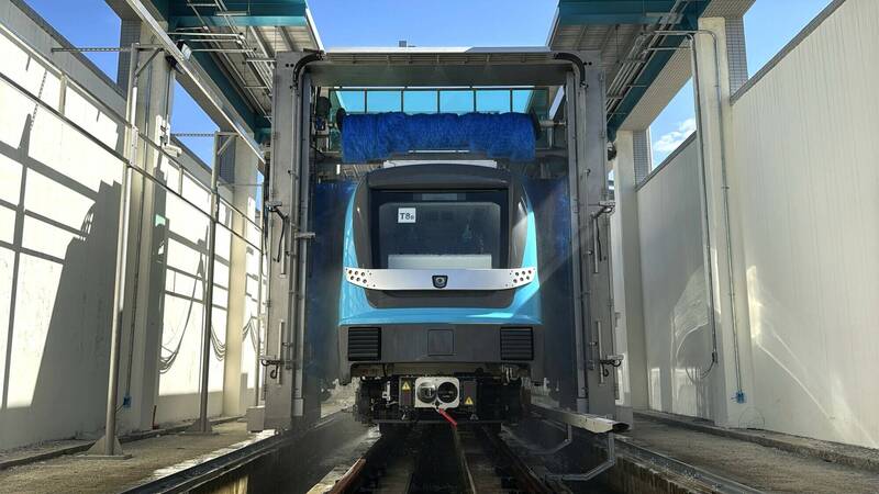 捷運三鶯線全面測試中 列車「洗澎澎」僅5分鐘畫面超療癒 