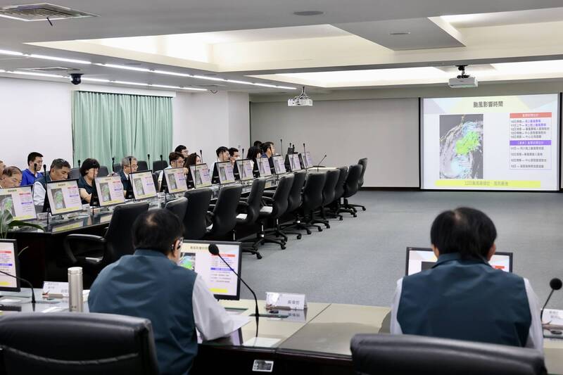 鳳凰颱風進逼 台南市全面防颱整備