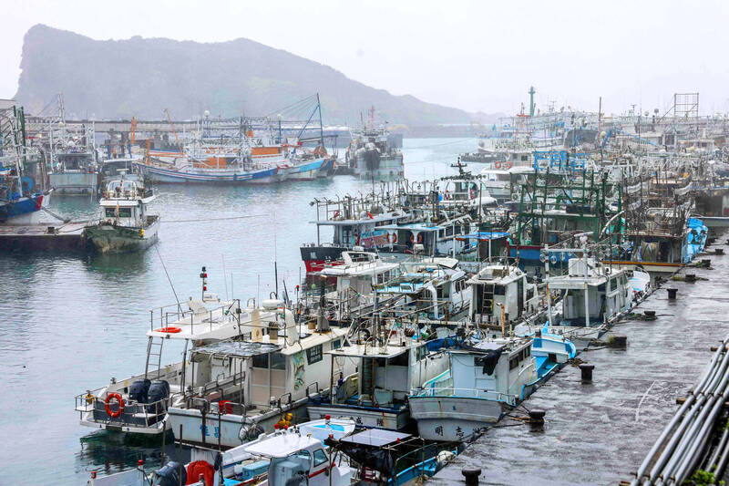 《TAIPEI TIMES》Sea alert raised as Fung-wong moves northward