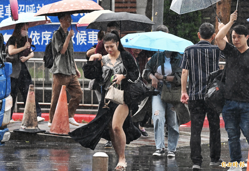 鳳凰路徑類似「百年冬颱」！  專家預測登陸熱點落在南部3縣市...