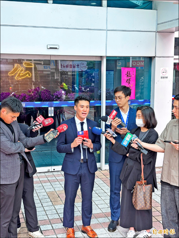 鄭麗文追思共諜 黨內促道歉改正