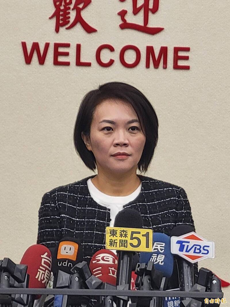 鄭麗文追思被蔣介石處死共諜 簡舒培批蔣萬安「懦弱到看到中共就軟腳」