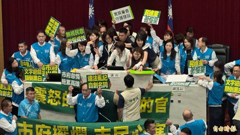 高市議會爆主席台爭奪戰 邱俊憲:這不是監督、是怠惰