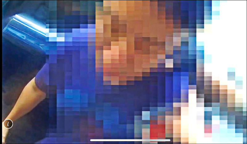 中壢警方破獲天道盟同心會廿六歲杜姓男子為首的應召集團，共逮捕十人到案、救出十名少女。（警方提供）