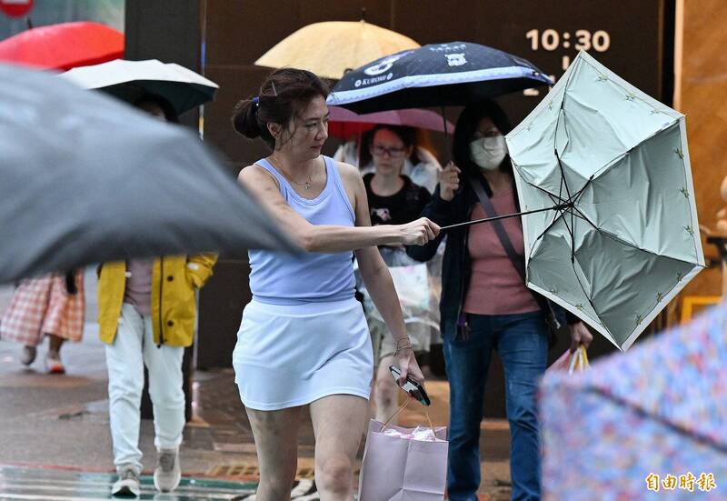 週三颱風來襲! 嘉義以南注意風雨  大台北、宜蘭局部豪大雨