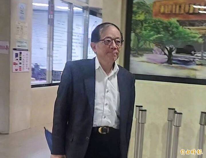 检调侦办京华城土地标售案，今日约谈京华城董事长陈玉坤。（记者王定传摄）