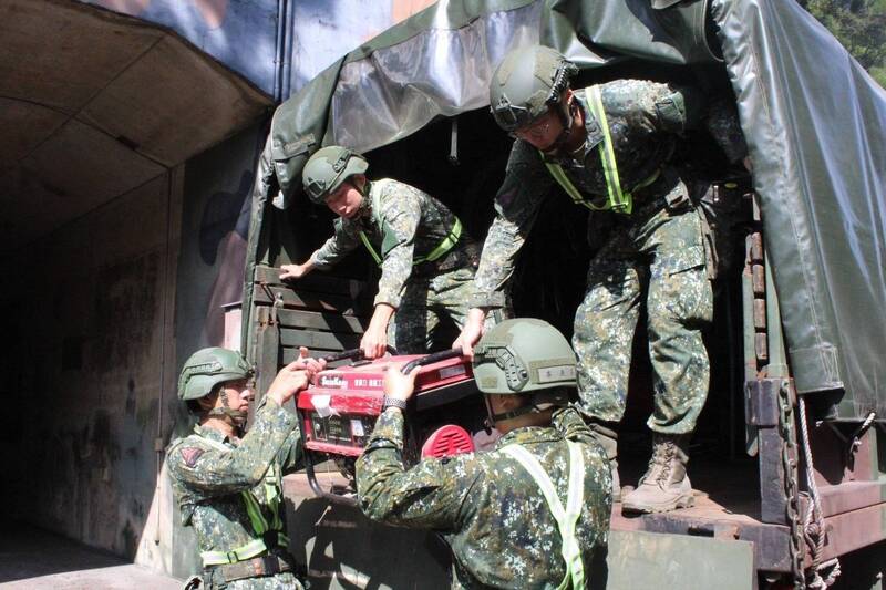 鳳凰颱風襲台 陸軍一級開設待命救災