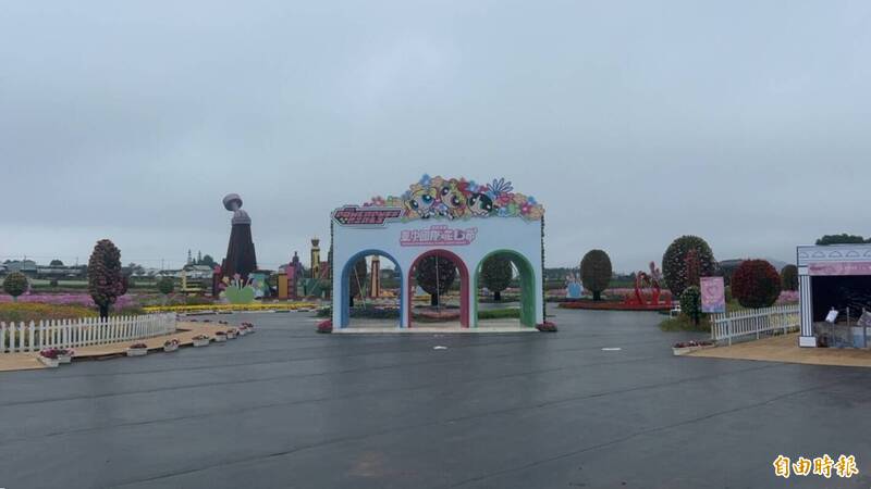 鳳凰颱風進逼 新社花海暨台中國際花毯節閉園