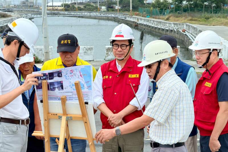 防範鳳凰颱風 陳其邁視察永安排水、確保防汛整備