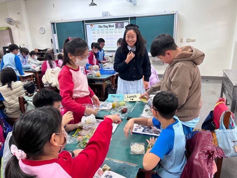雙語社群超給力! 新南、坔頭港、學甲國中勇奪南市績優