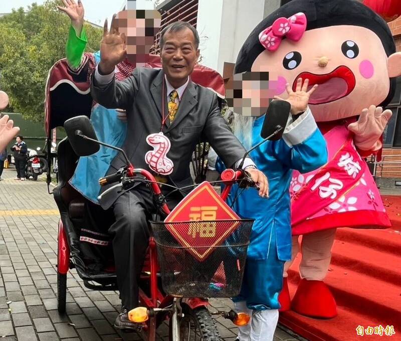 新埔鎮長違法兼職被監院彈劾 陳英樓：「一時疏忽」未更改負責人