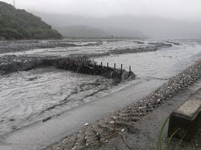 鳳凰颱風全台4處公路災阻 公路局搶通時間一次看