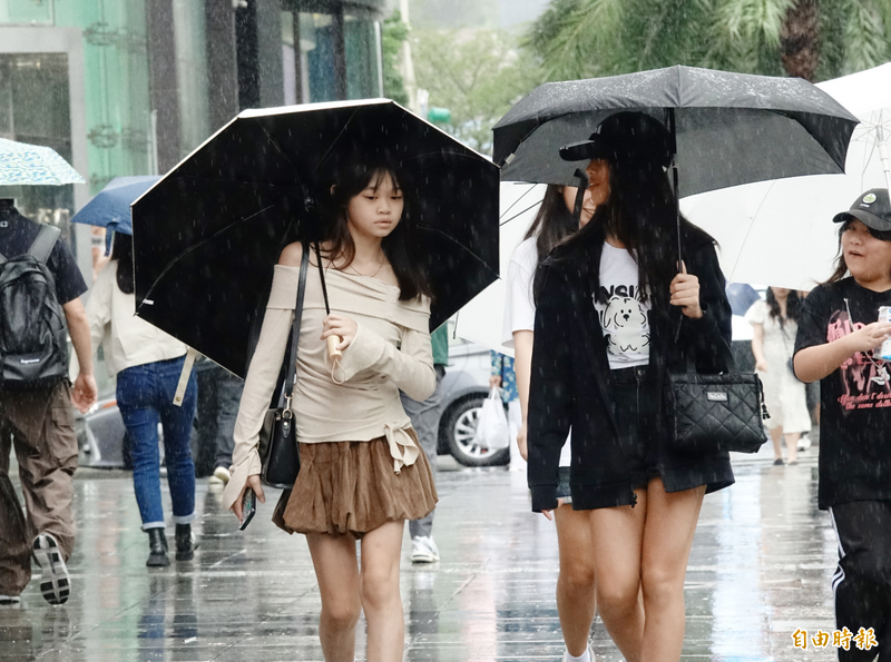 變弱鳳凰還會放假嗎？11/13停班課一次看 4縣市宣布了（不斷更新）