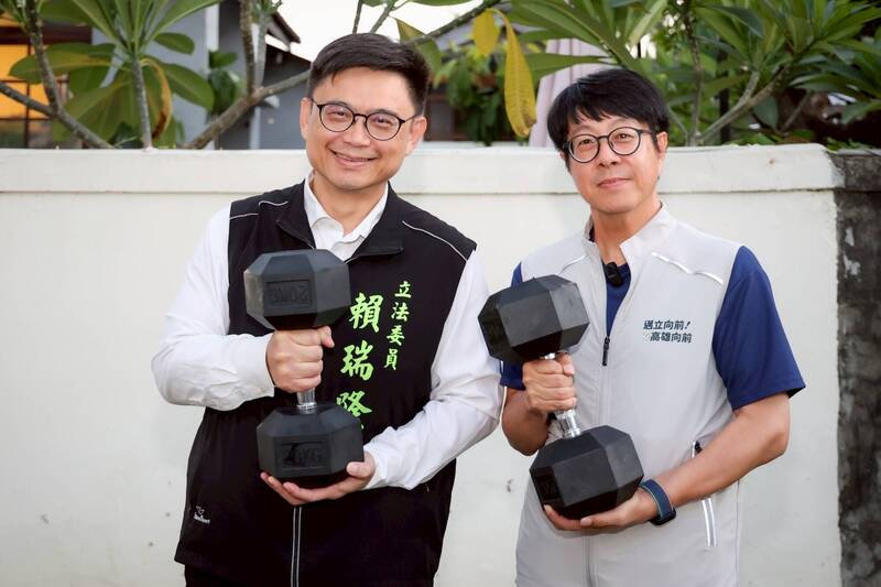 合拍「舉啞鈴」趣味短片 尹立、賴瑞隆盼攜手打造全民運動城