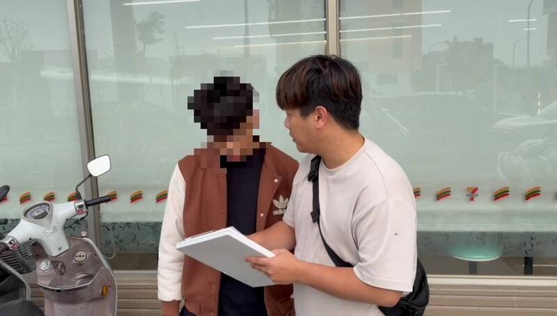 警方逮捕诈骗集团成员。（警方提供）