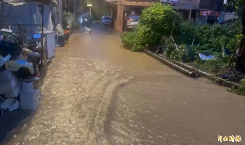 基隆暴雨未放假引討論 議員林旻勳促分區停班課