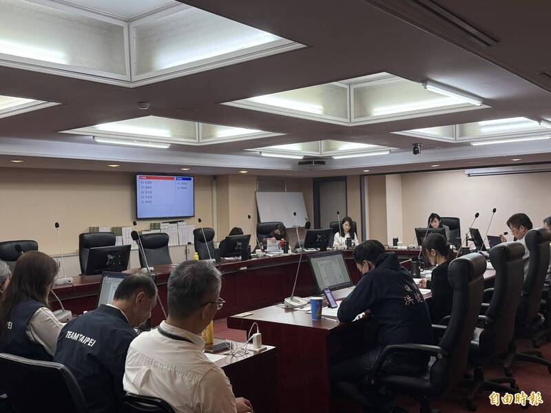 北市府照單全收？議員批新壽列Logo、除草、律師費入成本不合理