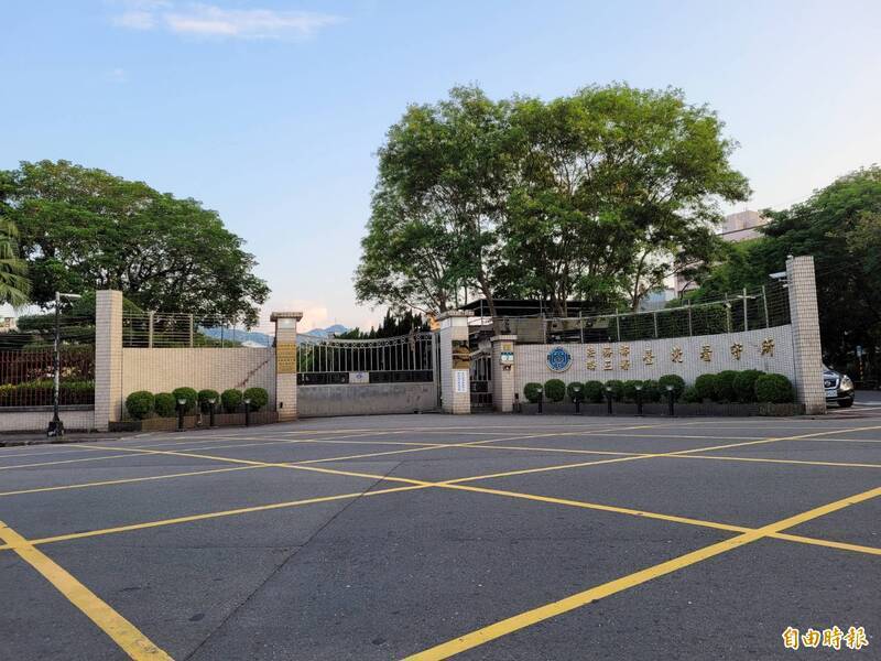 獨家》台北看守所誤釋人犯 新北院急裁定限制出境出海、警方逮回